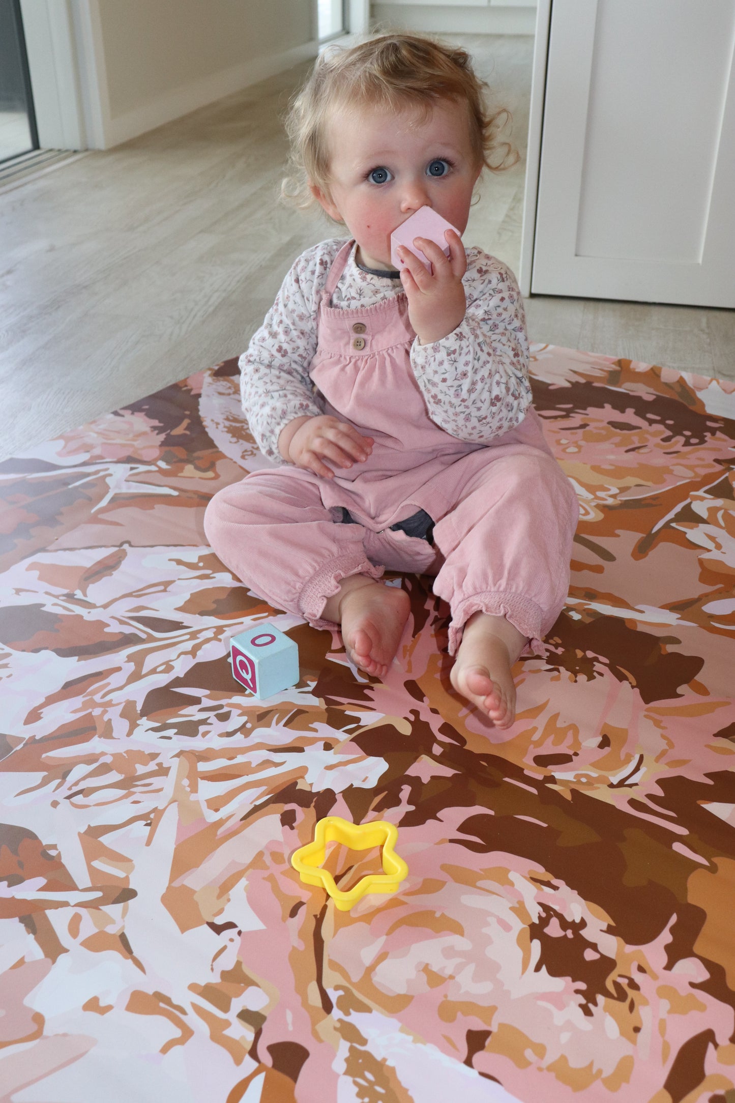 Mess Mat - Peach Flora